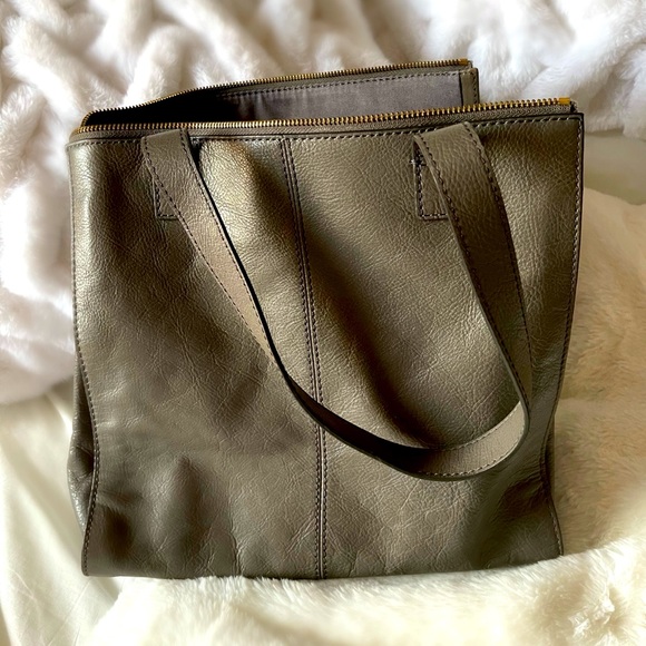 Fossil purse - Picture 2 of 2